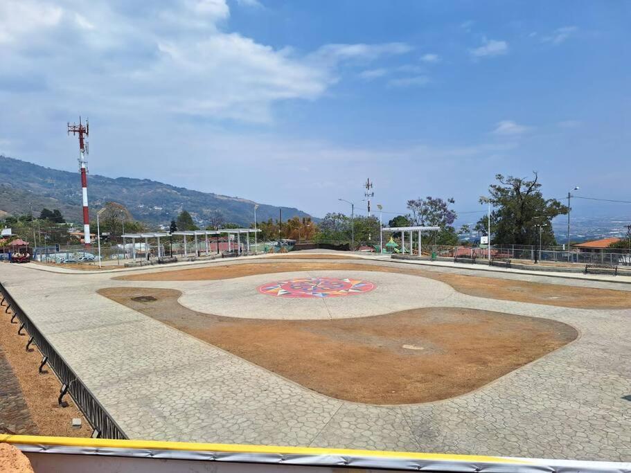 Casa De Las Brujas Escazu ภายนอก รูปภาพ