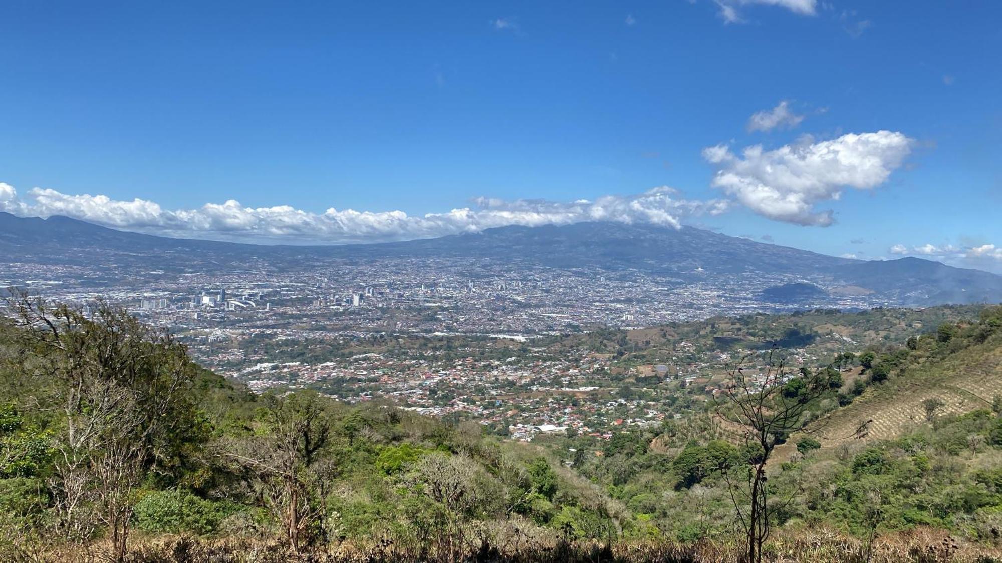Casa De Las Brujas Escazu ภายนอก รูปภาพ